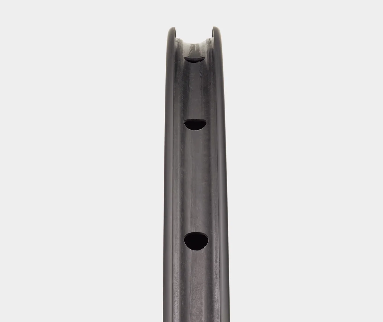 Bontrager Aeolus Elite 35 TLR Disc Road Front Wheel - Image 6