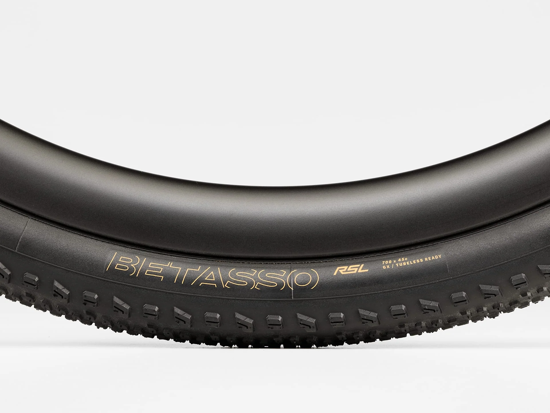 Bontrager Betasso RSL GX TLR Gravel Tyre - Black - Image 2