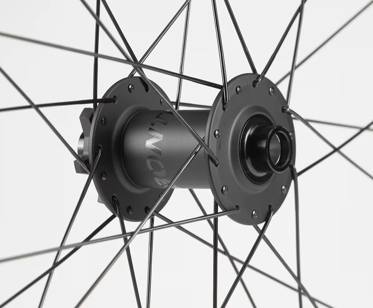 Bontrager Line Elite 30 TLR Boost 29 MTB Front Wheel - Image 3