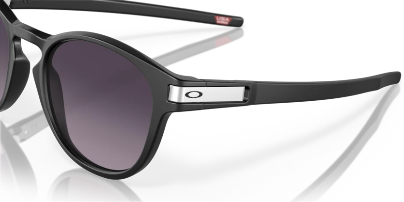 Oakley Latch Matte Black- Prizm Grey Gradient - Image 6